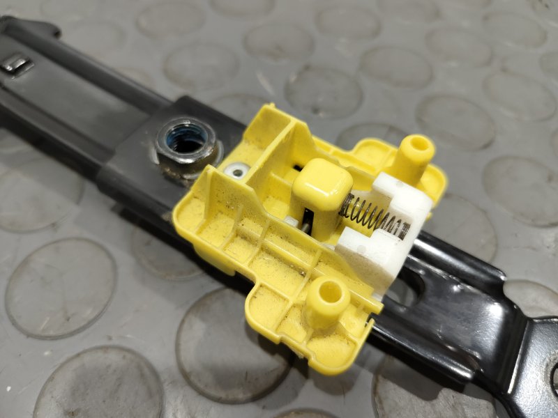 Механизм регулировки ремня безопасности, 500 рублей, Красноярск