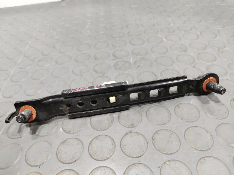 Механизм регулировки ремня безопасности, 700 рублей, Красноярск