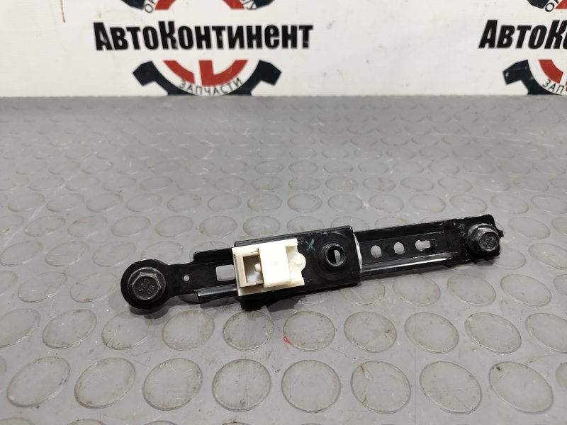 Механизм регулировки ремня безопасности, 700 рублей, Красноярск