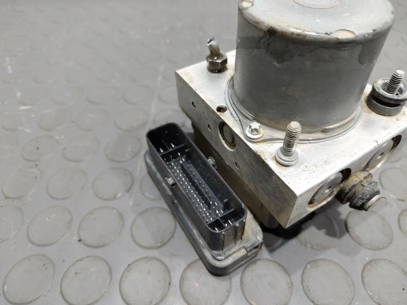 Блок ABS, 28000 рублей, Красноярск