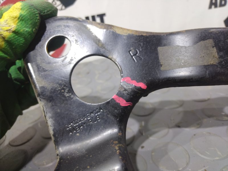 Крепление балки подвески, 1000 рублей, Красноярск