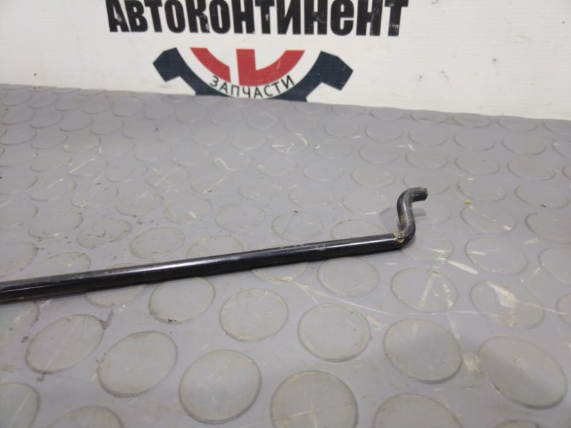 Упор капота, 1000 рублей, Красноярск