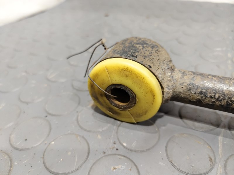 Тяга задняя, 1000 рублей, Красноярск