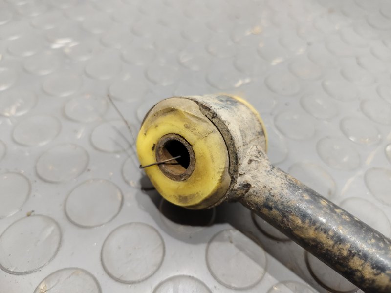 Тяга задняя, 1000 рублей, Красноярск