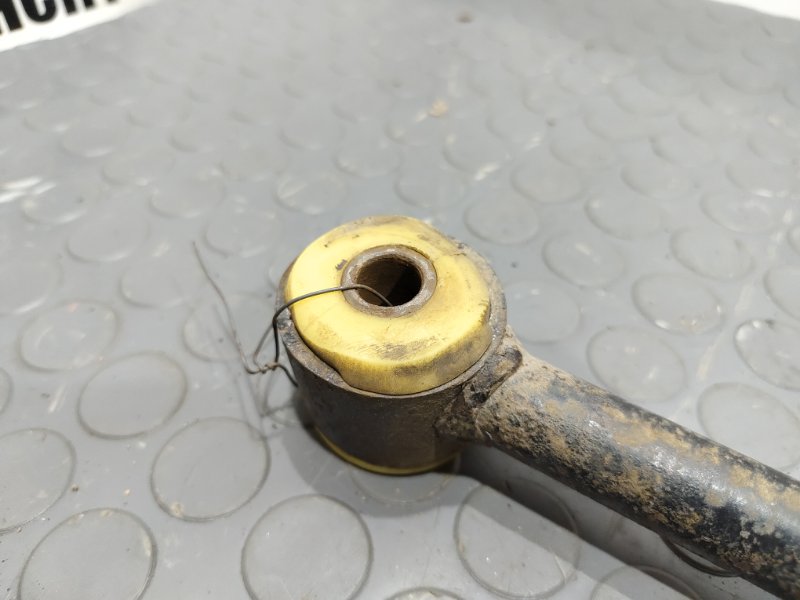 Тяга задняя, 1000 рублей, Красноярск