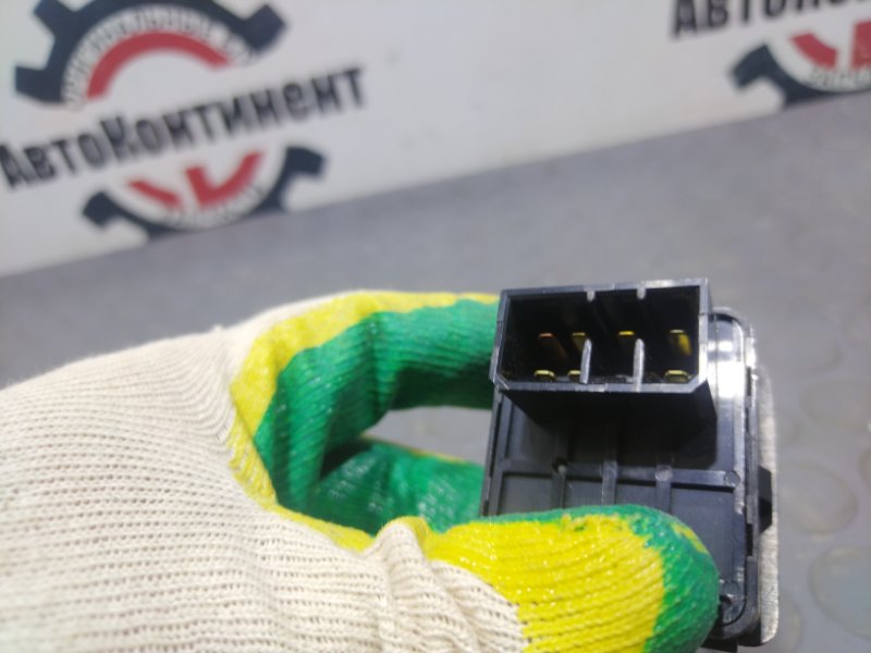 Блок управления зеркалами, 1000 рублей, Красноярск