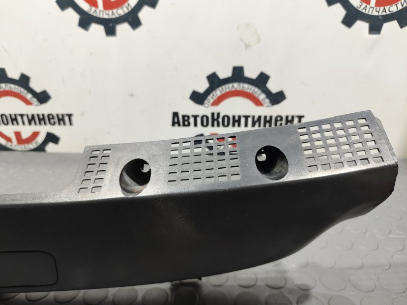 Решетка под лобовое стекло, 2000 рублей, Красноярск