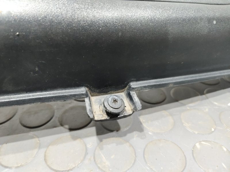 Решетка под лобовое стекло, 2000 рублей, Красноярск