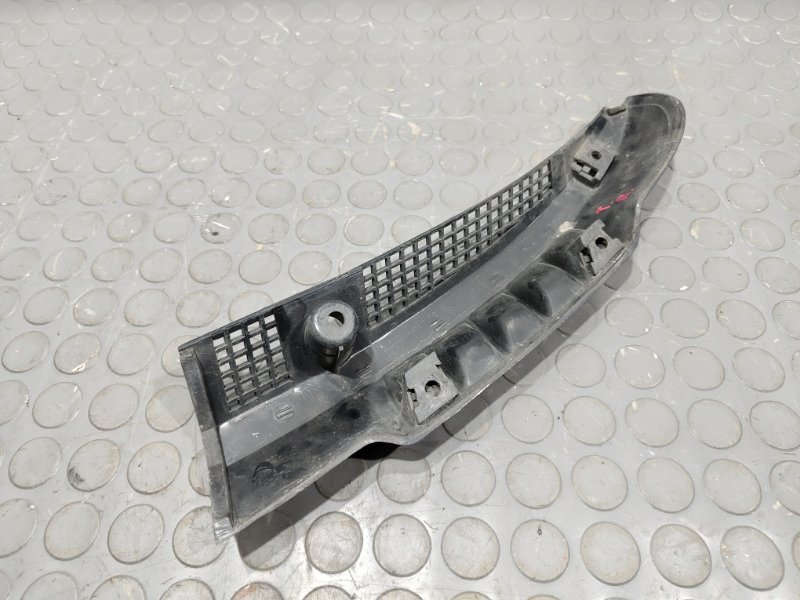 Решетка под лобовое стекло, 2000 рублей, Красноярск