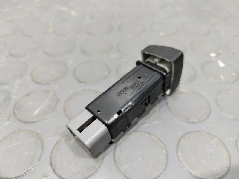 Кнопка обогрева сидений, 800 рублей, Красноярск