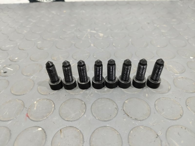 Болт маховика, 300 рублей, Красноярск