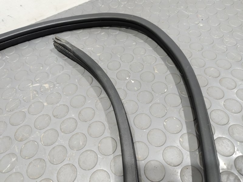 Уплотнительная резинка боковой двери, 1000 рублей, Красноярск