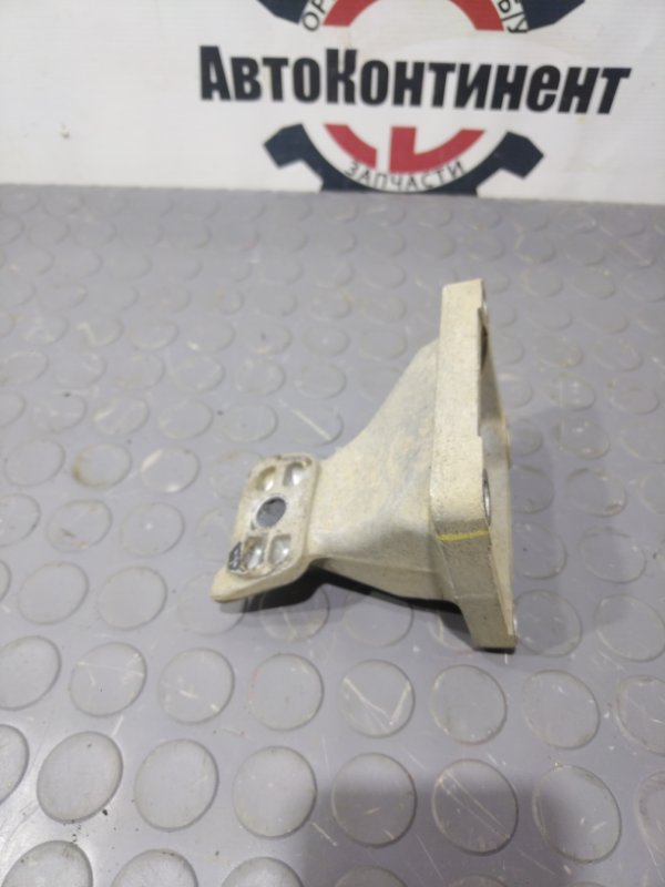 Кронштейн двигателя, 2000 рублей, Красноярск