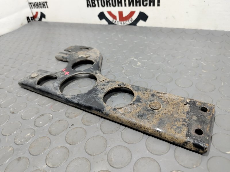 Кронштейн бампера, 3000 рублей, Красноярск