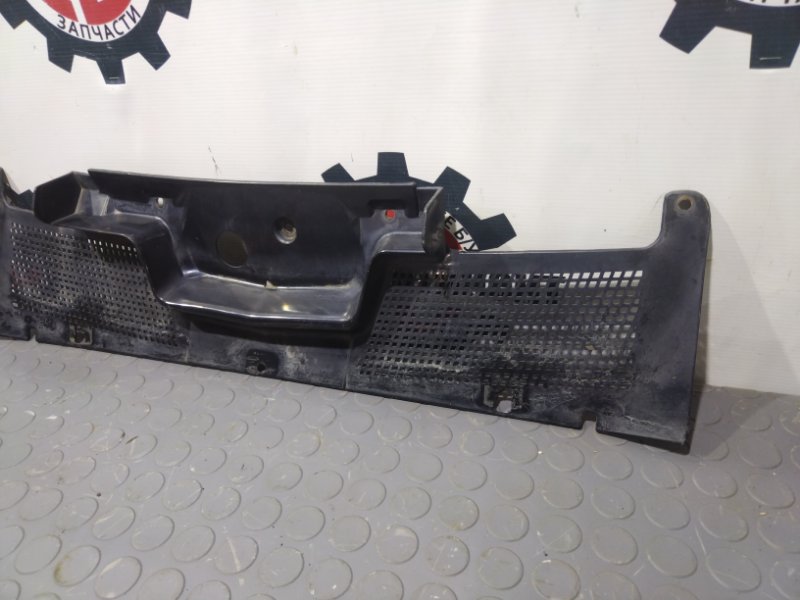 Решетка под лобовое стекло, 2300 рублей, Красноярск