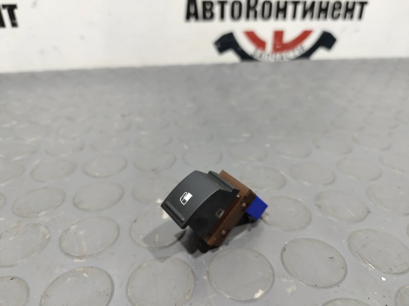 Кнопка открывания бензобака, 500 рублей, Красноярск