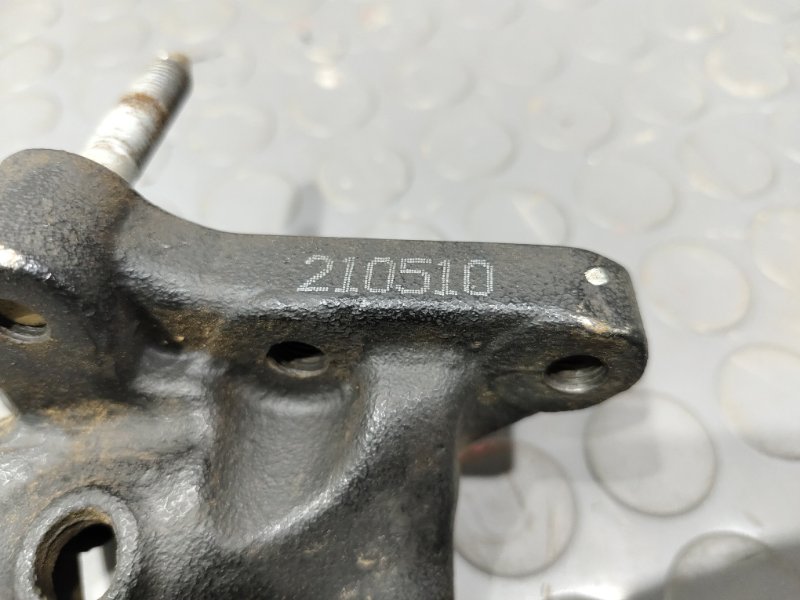 Кронштейн, 1200 рублей, Красноярск