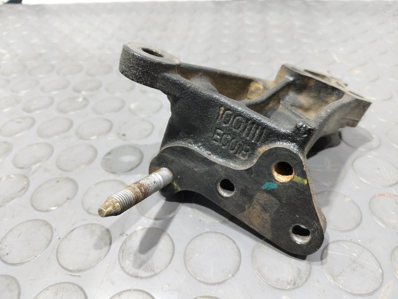 Кронштейн, 1200 рублей, Красноярск