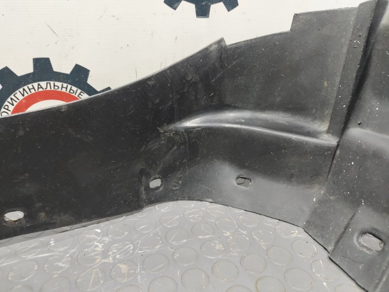 Подкрылок, 1500 рублей, Красноярск