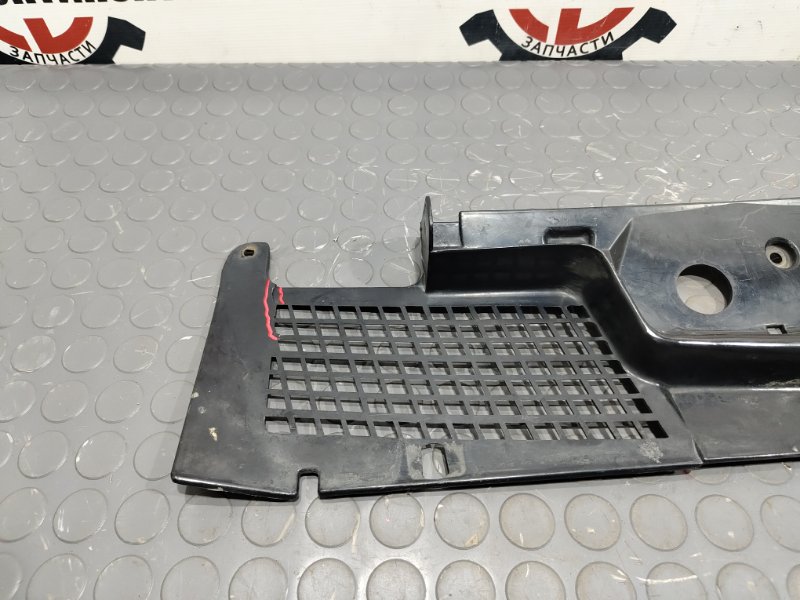 Решетка под лобовое стекло, 2000 рублей, Красноярск