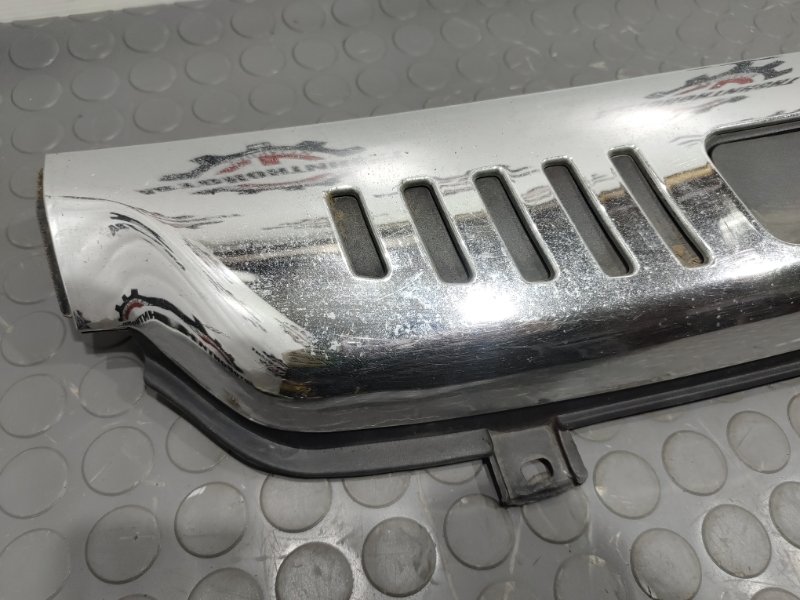 Решетка под лобовое стекло, 2300 рублей, Красноярск