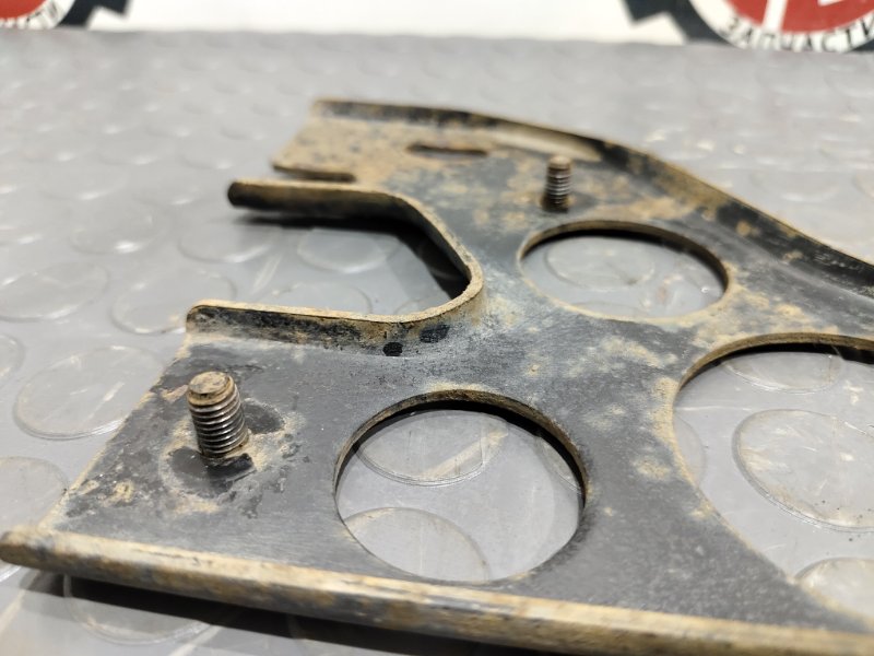 Кронштейн бампера, 3000 рублей, Красноярск