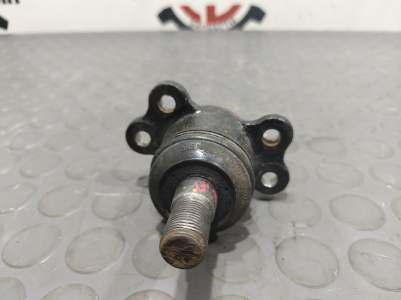 Шаровая опора, 1000 рублей, Красноярск