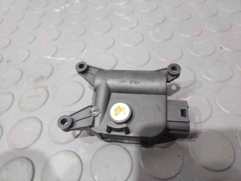 Привод заслонок отопителя, 500 рублей, Красноярск