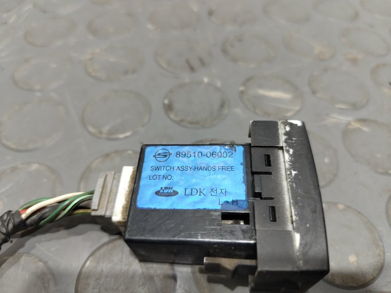 Кнопки в салон, 200 рублей, Красноярск