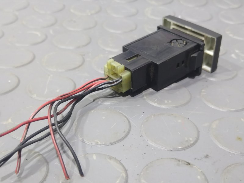 Кнопки в салон, 800 рублей, Красноярск