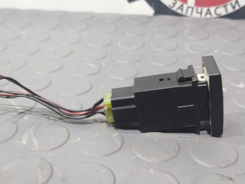 Кнопки в салон, 800 рублей, Красноярск