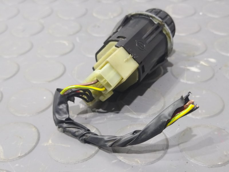 Кнопки в салон, 1300 рублей, Красноярск