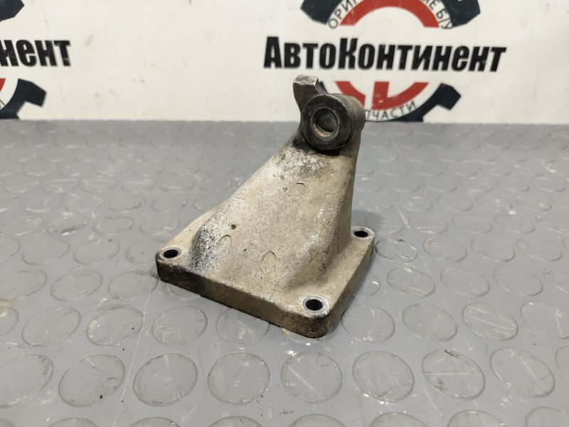 Кронштейн двигателя, 500 рублей, Красноярск