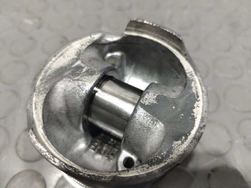 Поршень, 1500 рублей, Красноярск