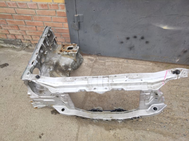 Рамка радиатора, 15000 рублей, Красноярск