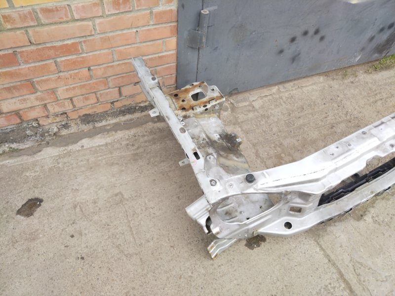 Рамка радиатора, 15000 рублей, Красноярск