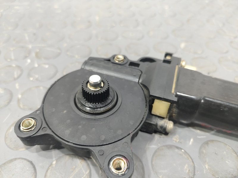 Стеклоподъемник, 2000 рублей, Красноярск