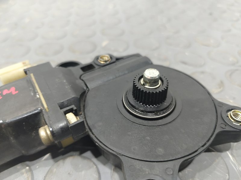 Стеклоподъемник, 2000 рублей, Красноярск