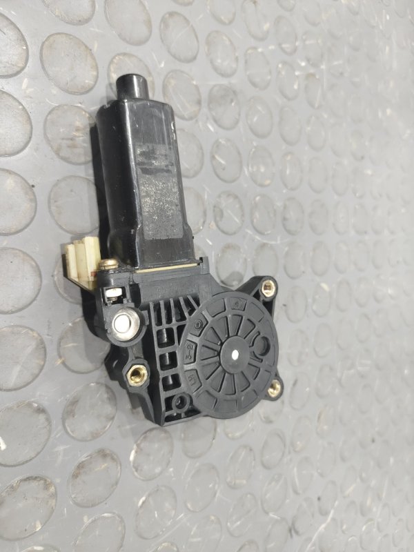 Стеклоподъемник, 2000 рублей, Красноярск