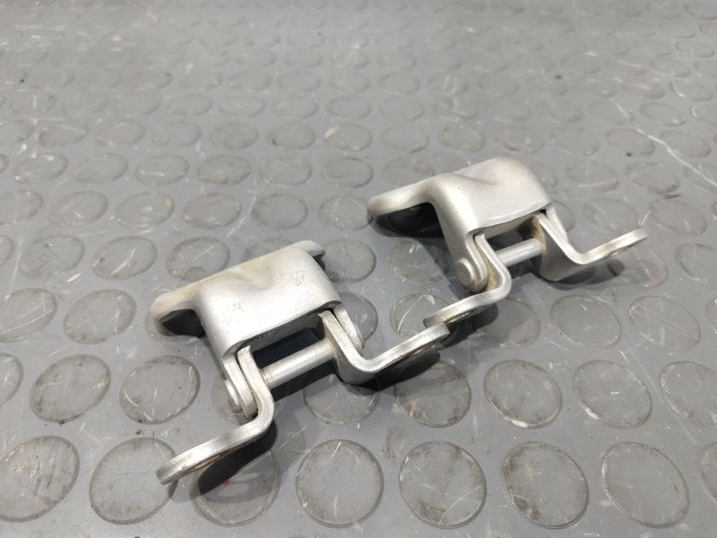 Петля замка двери, 1000 рублей, Красноярск