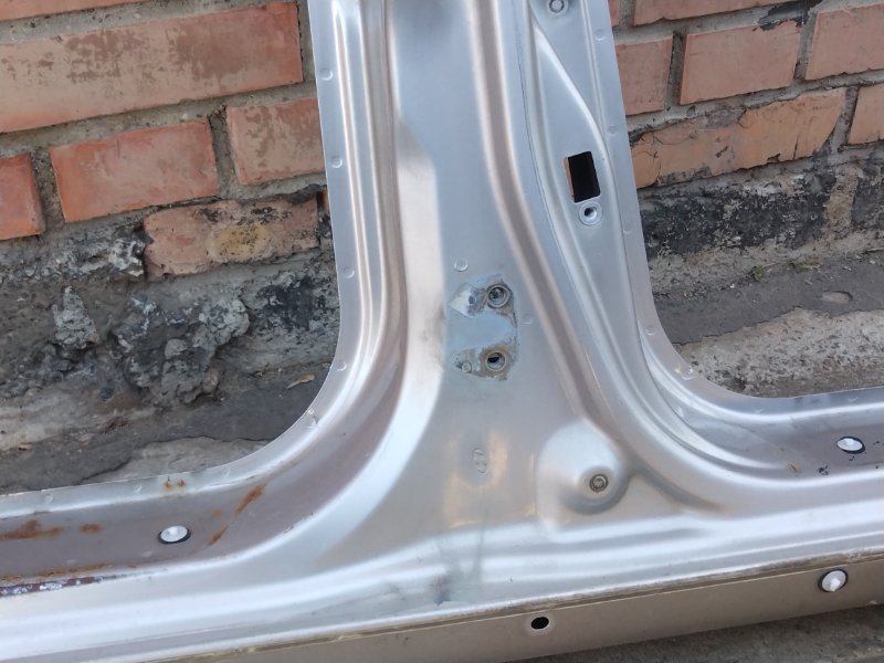 Стойка кузова, 2000 рублей, Красноярск