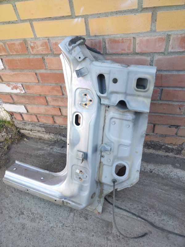 Стойка кузова, 2000 рублей, Красноярск