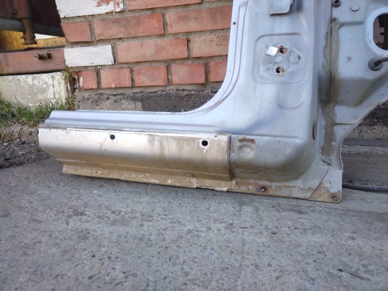 Стойка кузова, 2000 рублей, Красноярск