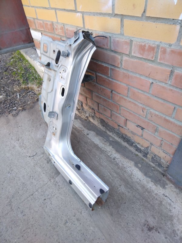 Стойка кузова, 2000 рублей, Красноярск