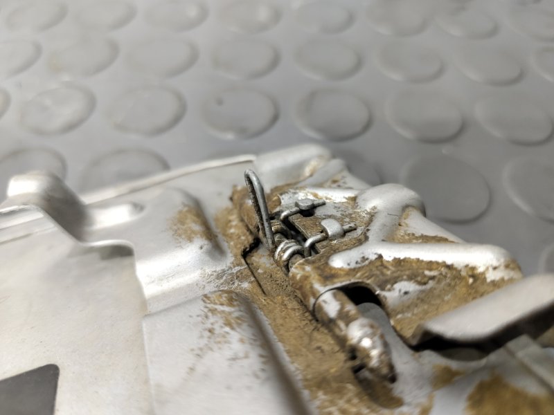 Лючок топливного бака, 1000 рублей, Красноярск