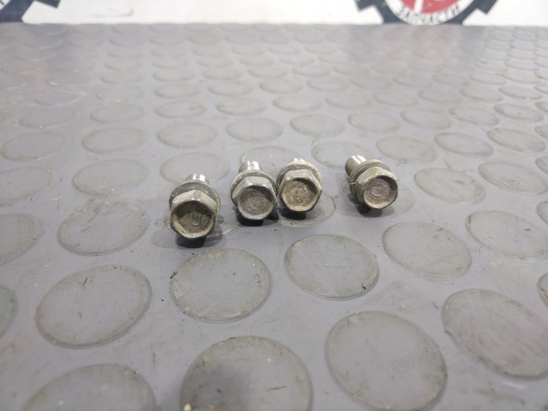 Болт карданного вала, 1000 рублей, Красноярск