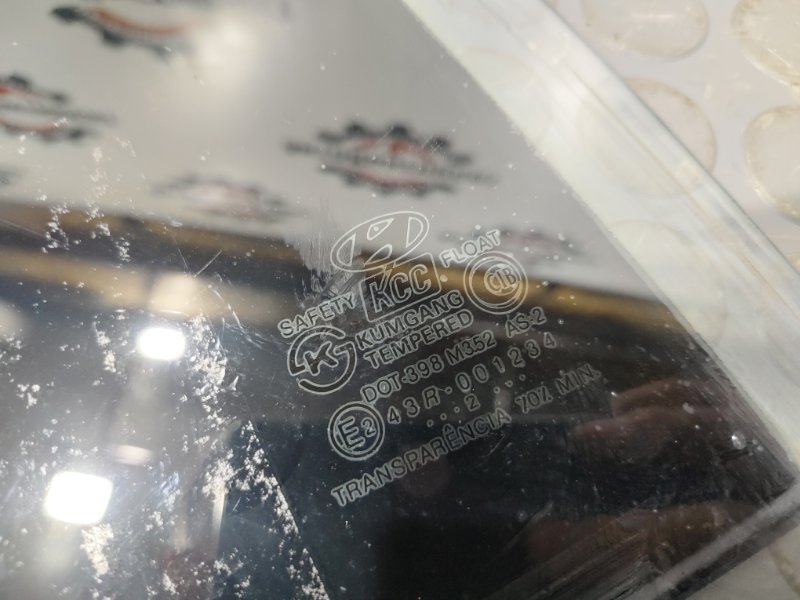 Стекло боковое, 2000 рублей, Красноярск