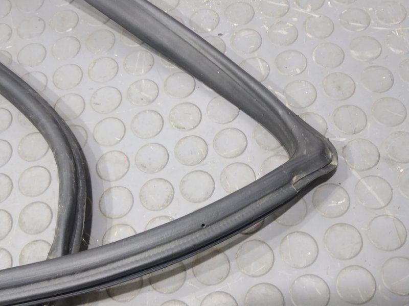 Уплотнительная резинка боковой двери, 1000 рублей, Красноярск