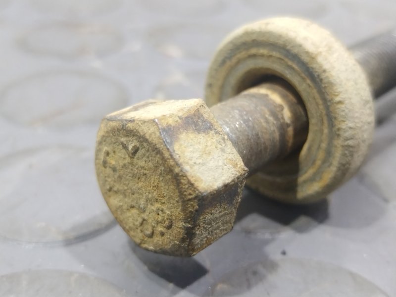 болт торсиона, 1000 рублей, Красноярск