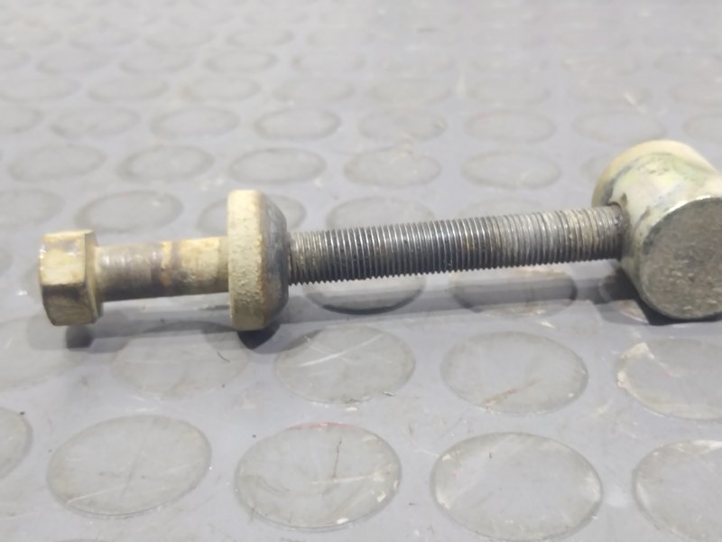 болт торсиона, 1000 рублей, Красноярск